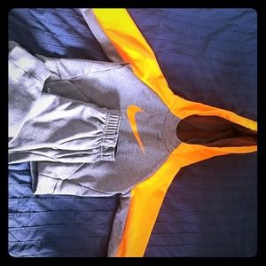 Dri Fit Nike 3t boys